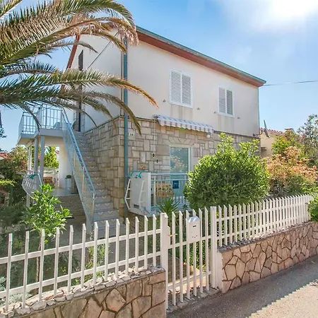 Osvit * Stari Grad (Hvar)