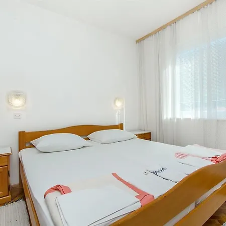 Osvit Apartment *